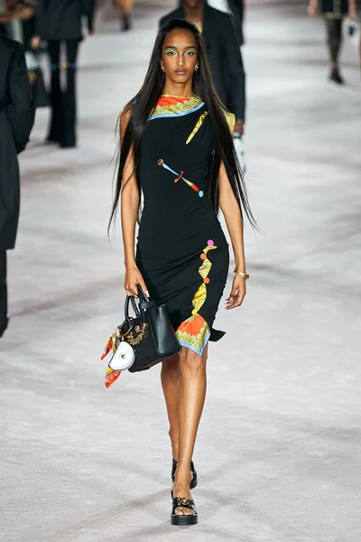 Look 6